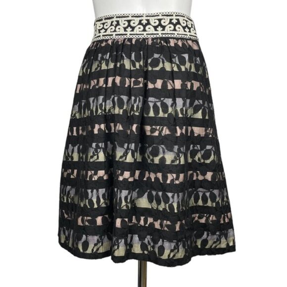 FLOREAT Anthropologie Charente Black Lace Overlay Skirt Sz 4 - Picture 3 of 4